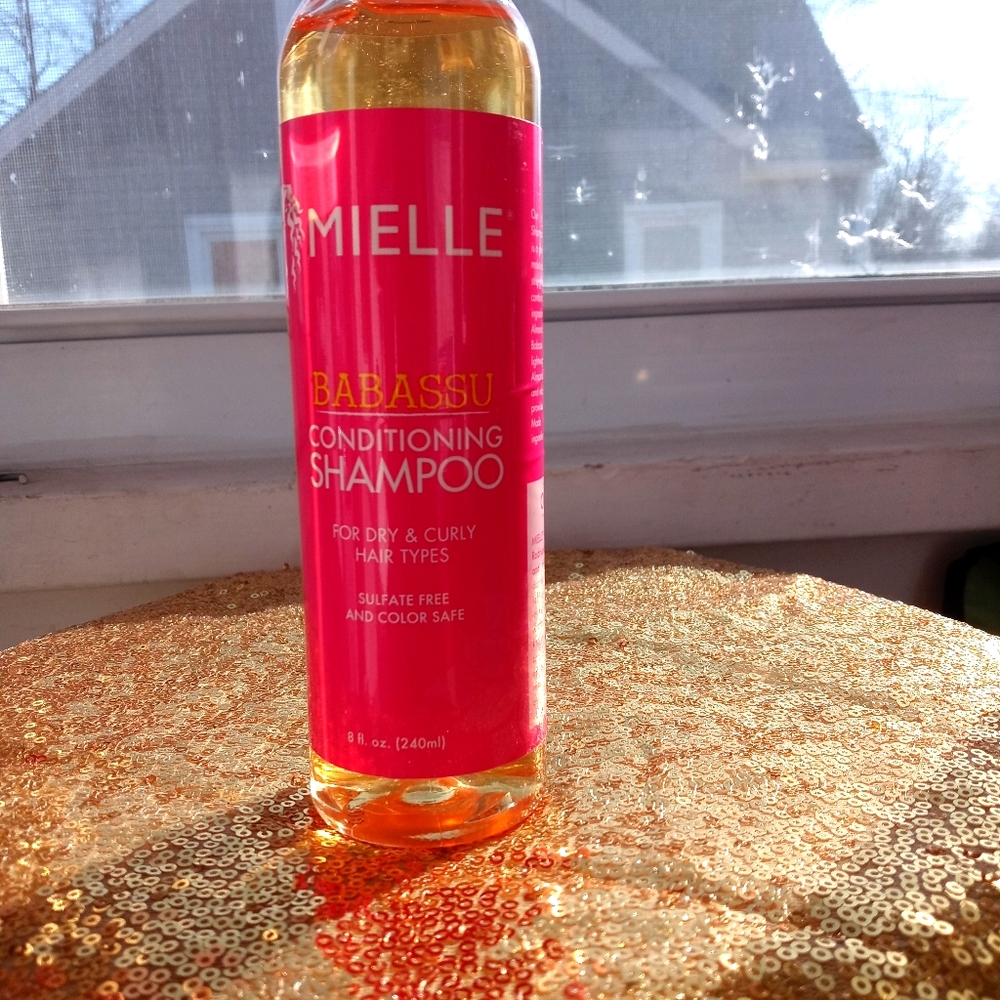 Shampoo - Picture 3 of 3